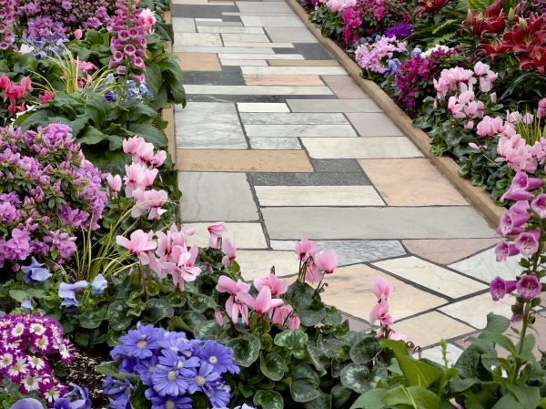Cost of Garden Path Installation in Toms River